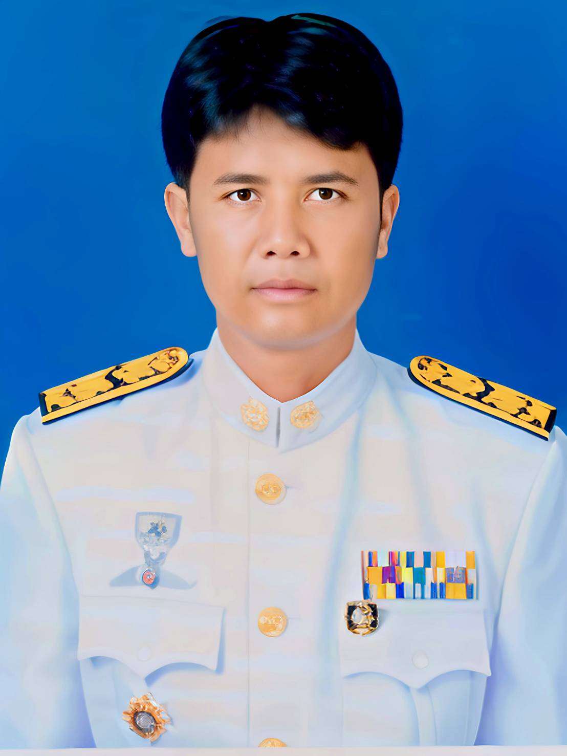 นายทองดี งามสง่า